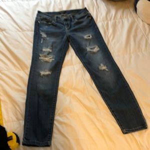 Judy blue distressed skinny size 9